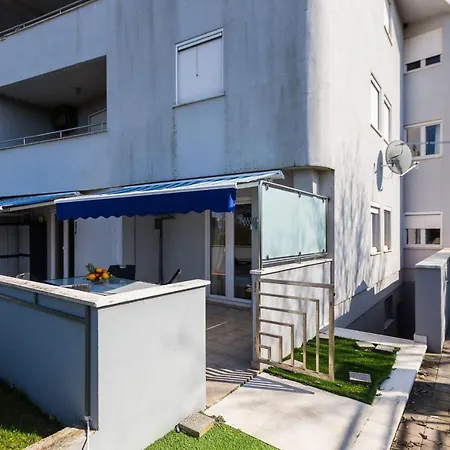 Apartamento Peter Spalldi Puntamika Exclusive W. Garage